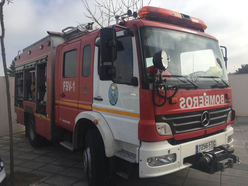 Archivo - Camión de bomberos.