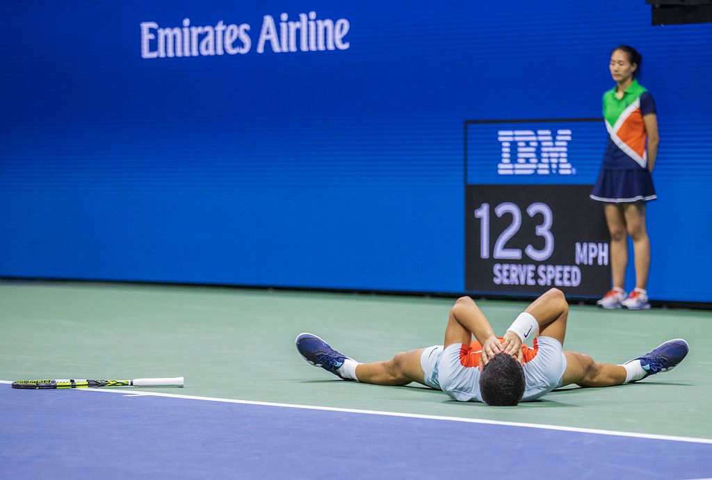 El tenista español Carlos Alcaraz celebra un triunfo en el US Open 2022