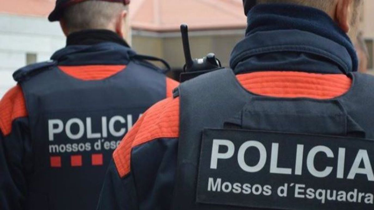 Muere un hombre de 79 años al incendiarse su casa en Mataró, Barcelona