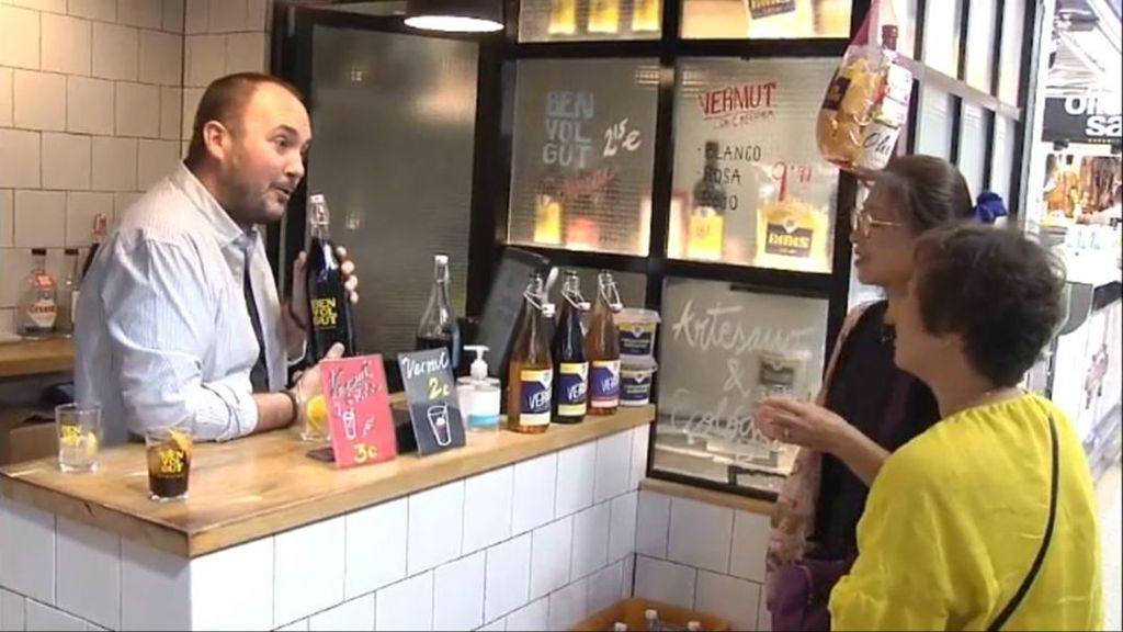 Un pequeño local de aperitivos y vermuts en Valencia, mejor comercio del año