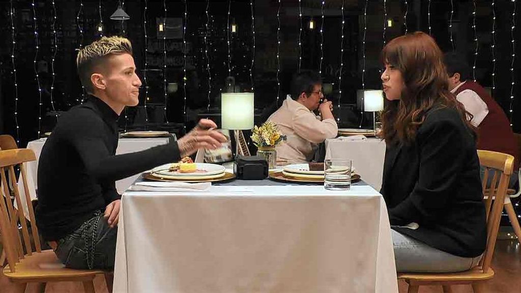 Jennifer y Antonio durante su cita en 'First Dates'