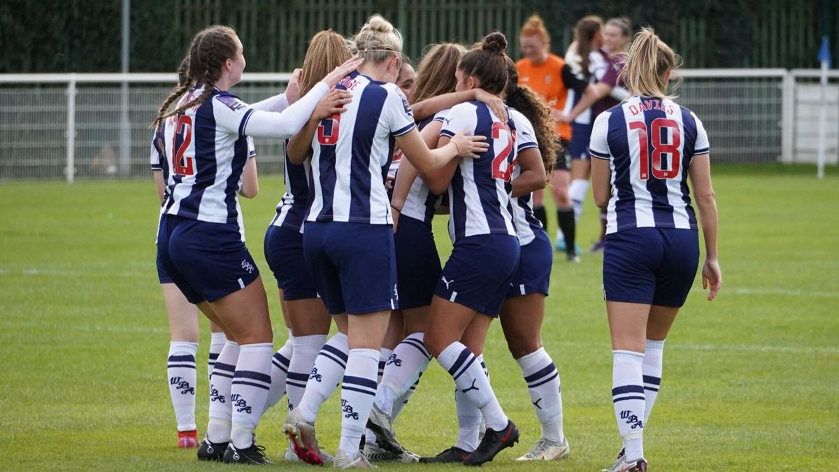 El West Brom escucha a sus jugadoras: llevarán pantalón azul para evitar incomodidades durante la menstruación