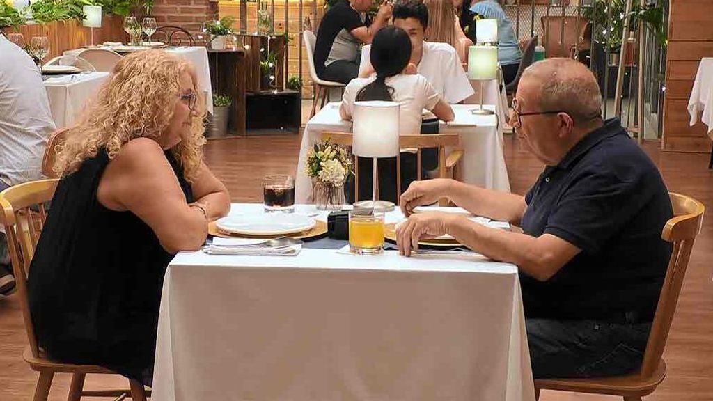 Jesús y María durante su cita en 'First Dates'