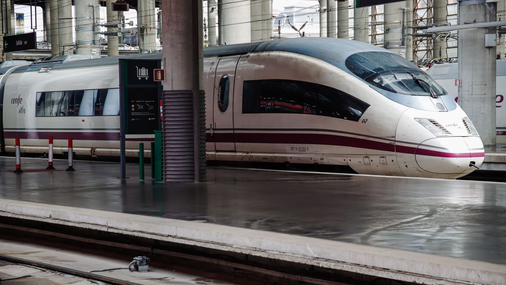 Un tren estacionado en Atocha