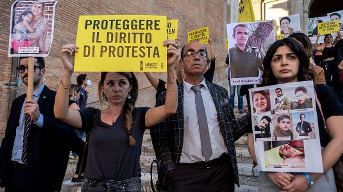 Manifestación en favor de las mujeres iraníes en Roma, Italia Manifestación en favor de las mujeres iraníes en Roma, Italia