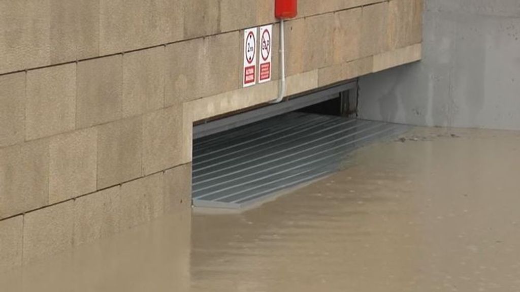 Garajes con tres metros de agua y calles anegadas: la tromba que cayó en Montuiri y Manacor