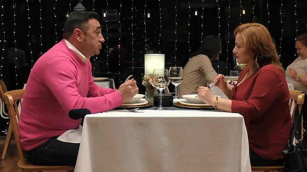 Julio alucina al conocer la profesión de su cita en ‘First Dates’: “Soy conductora de un camión hormigonera”