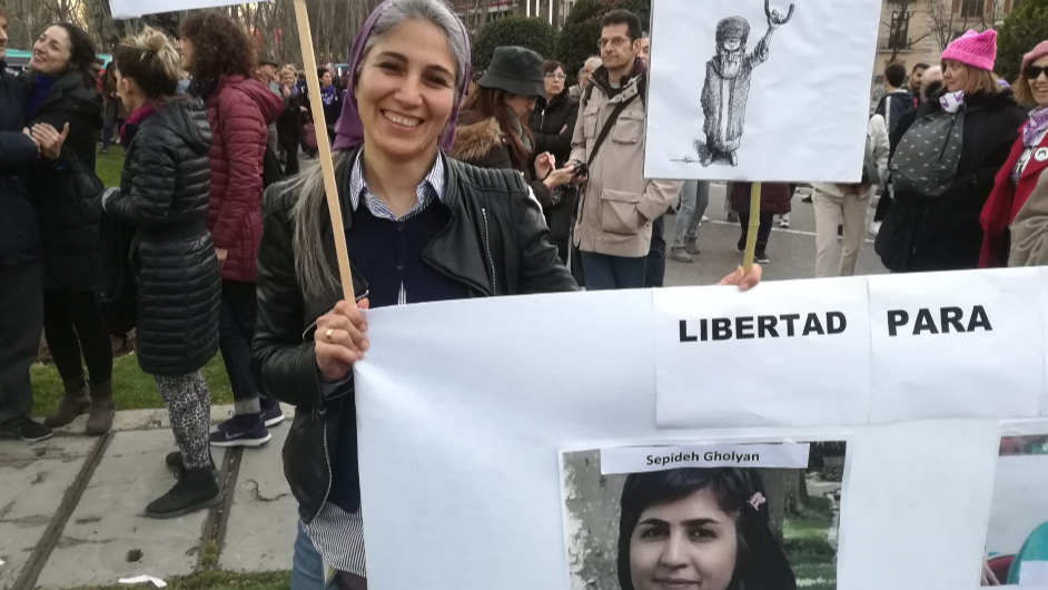 Mujeres iraníes en España