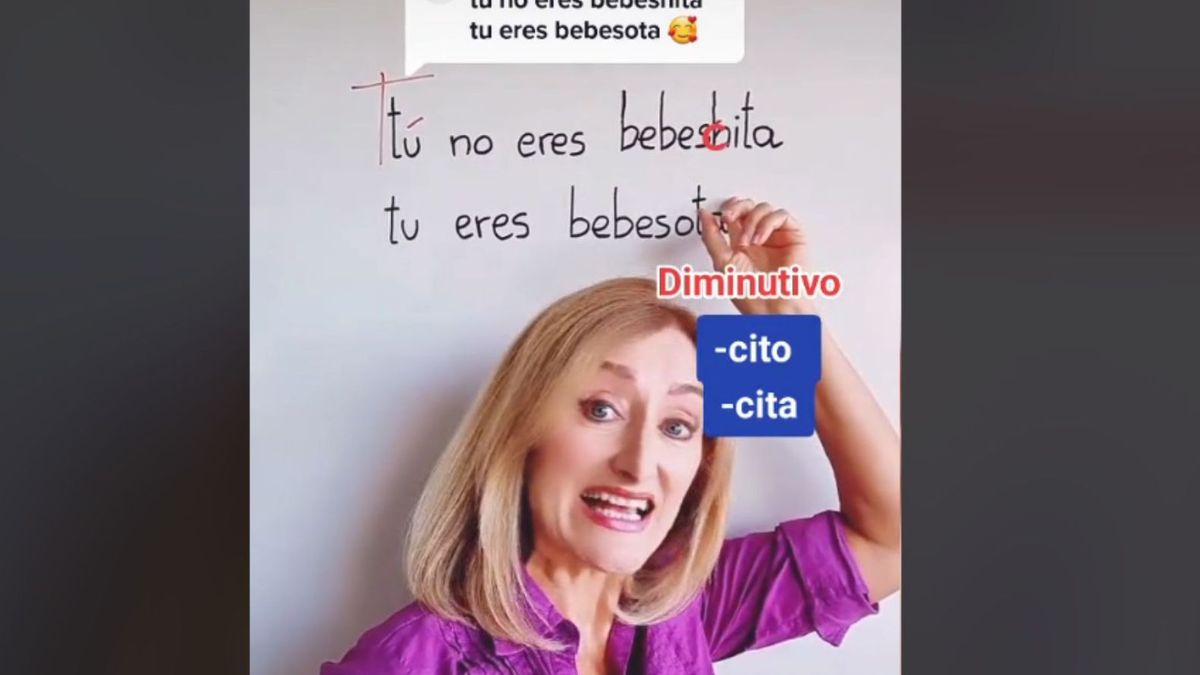 Una profesora se hace viral al dar clases al ritmo de Bad Bunny