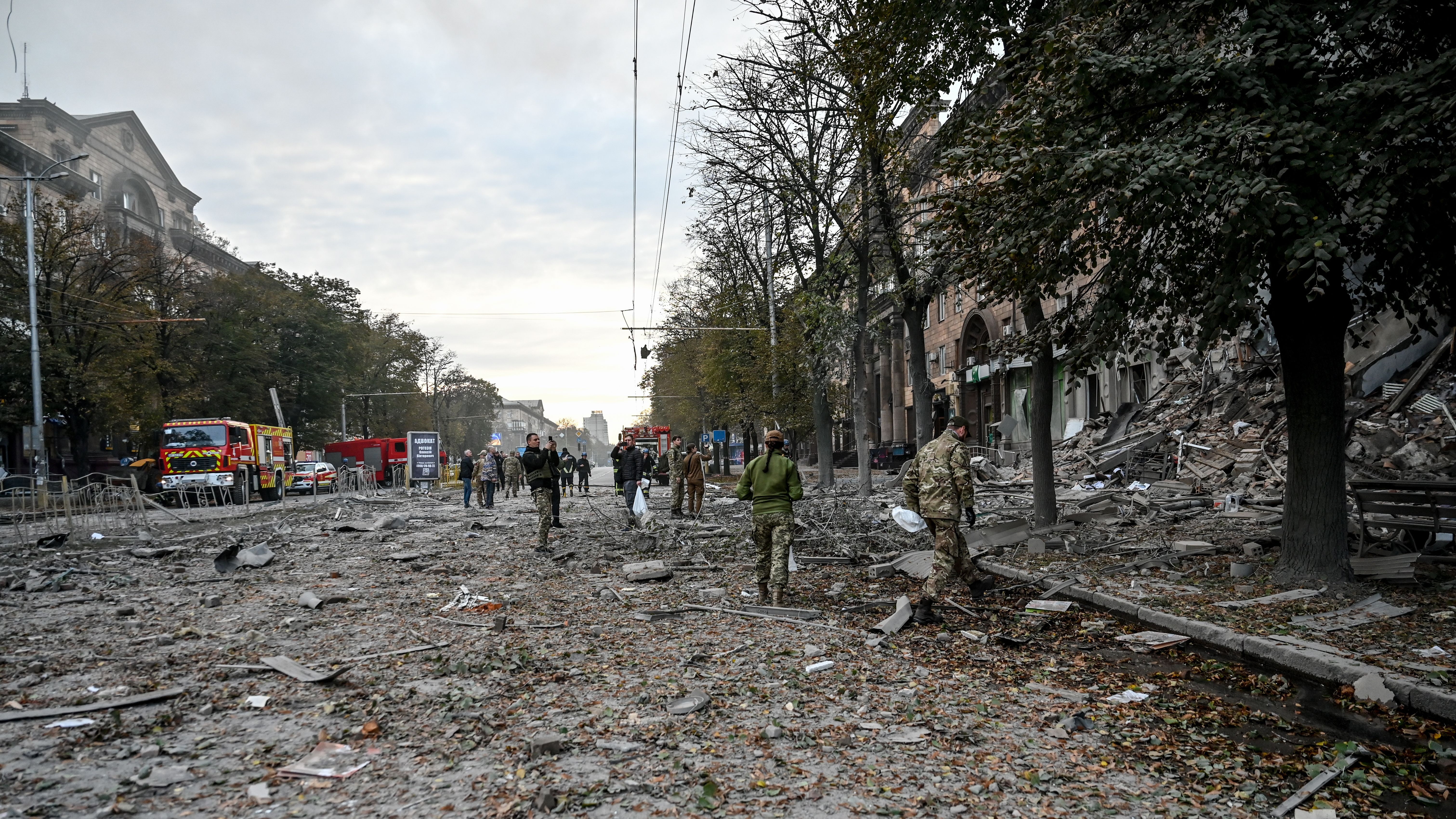 Ciudad de Zaporiyia, donde se encuentra la principal central nuclear de Ucrania, bombardeada
