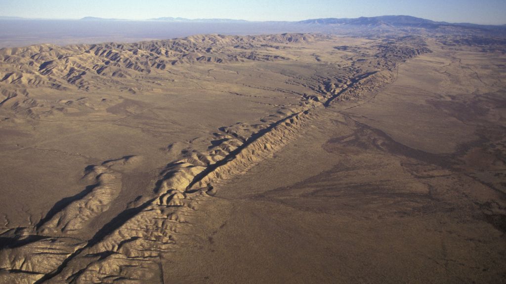 Detectan cambios en el campo magnético antes de un terremoto en California