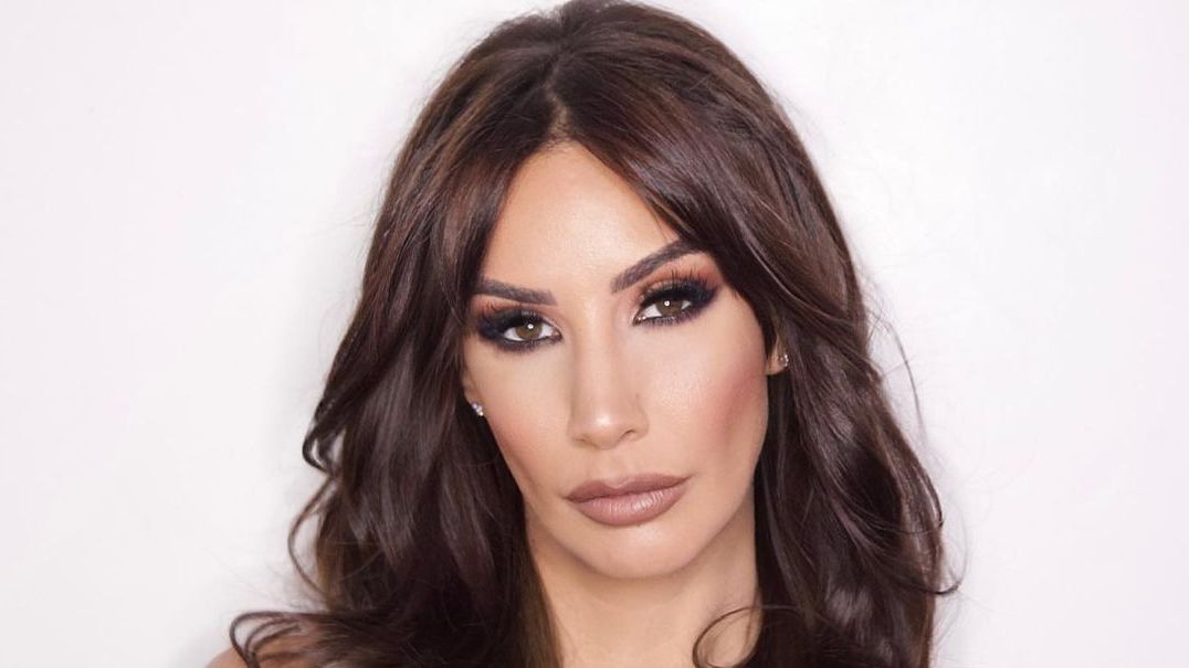 Fani Carbajo emocionada con su nuevo coche de lujo: “quiero que todo el mundo sepa que este es el coche de Estefanía”