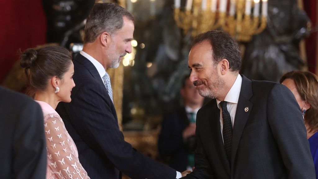 El juez Manuel Marchena saluda a la reina Letizia en la recepción del 12 de octubre de 2019