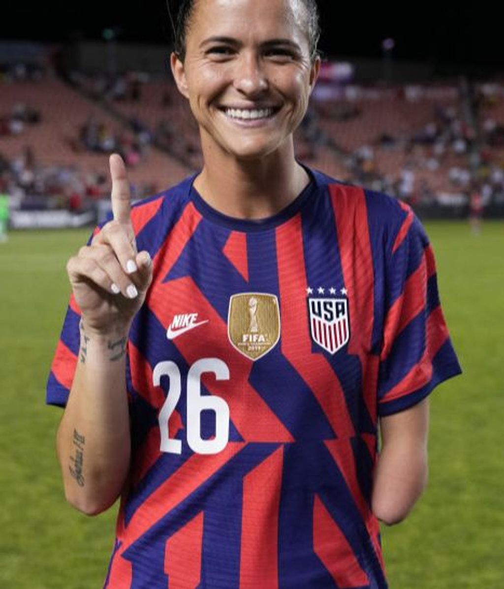 Quién es Carson Pickett, la futbolista con discapacidad física que se enfrenta a España en el amistoso contra EE.UU
