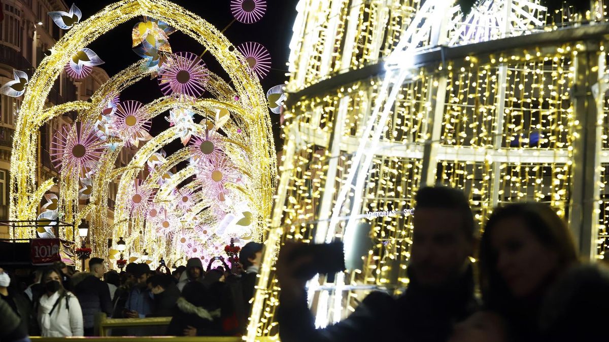 Luces de Navidad en calle Larios en Málaga