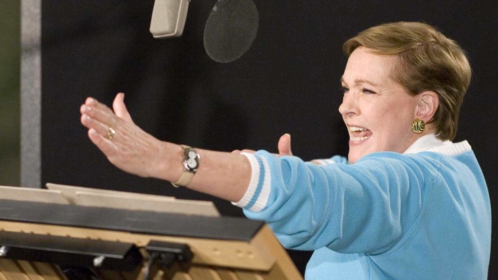 Julie andrews problemas cuerdas vocales voz nódulos