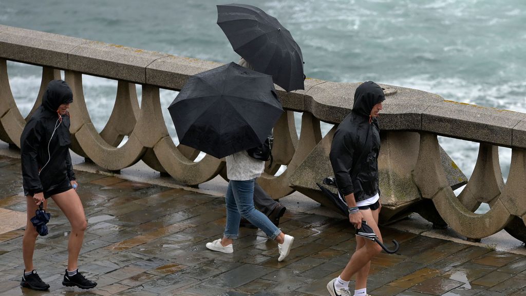 Las lluvias volverán este lunes a España por un frente