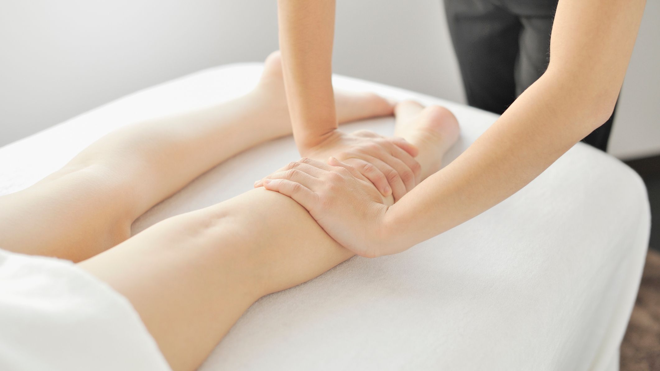 Los masajes favorecen la circulación de la sangre