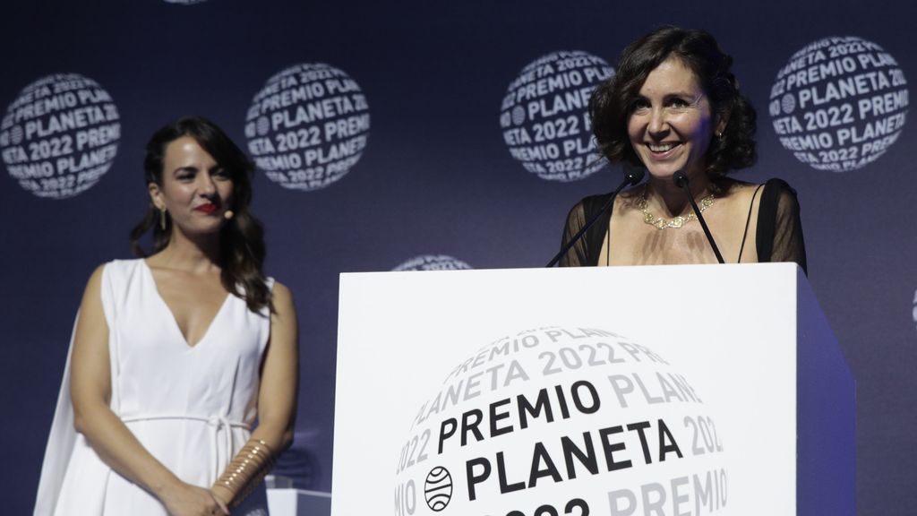 Cristina Campos, finalista del Premio Planeta 2022 con 'Historias de mujeres casadas'
