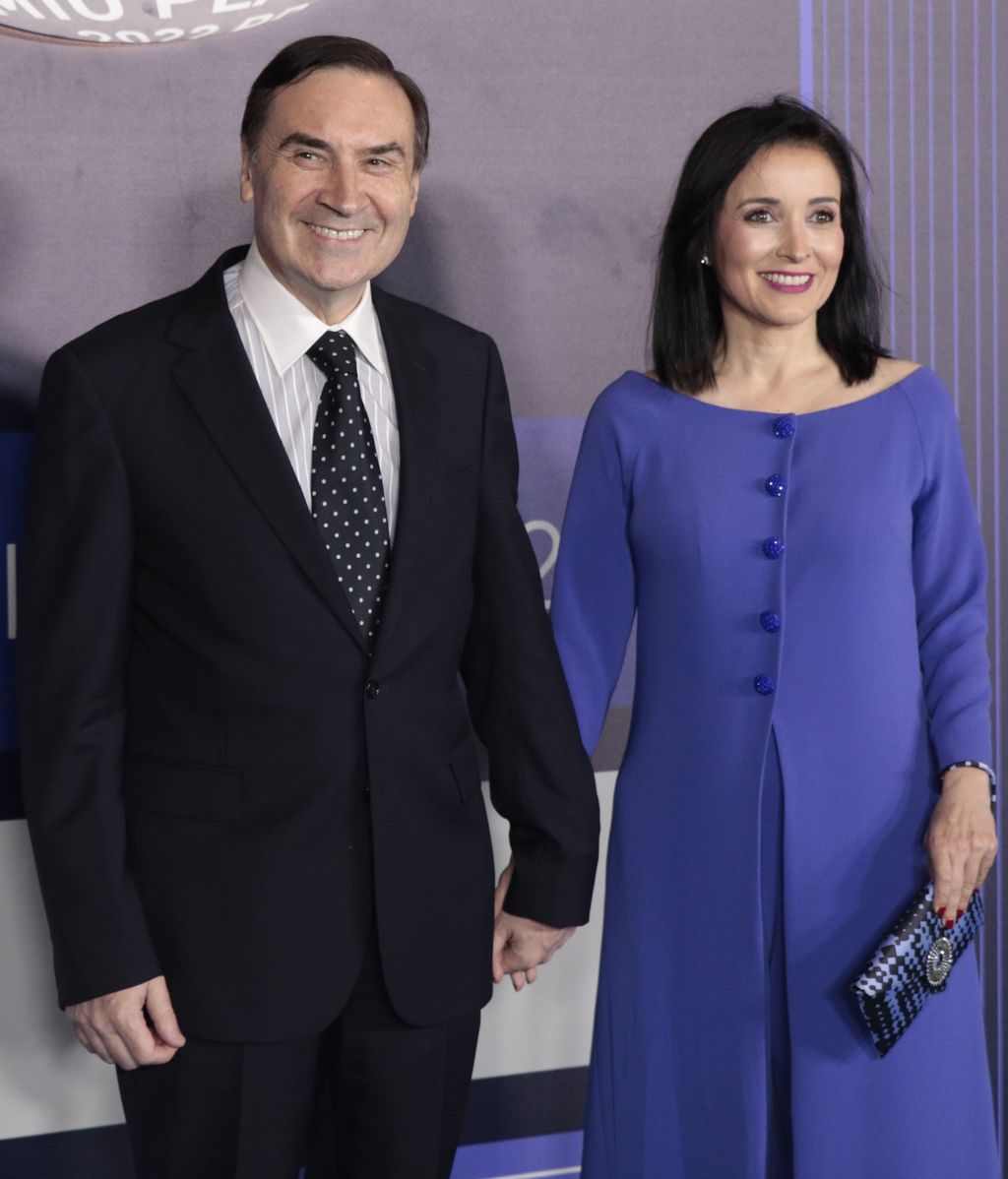 El periodista Pedro J. Ramírez, junto a su esposa, la abogada Cruz Sánchez de Lara
