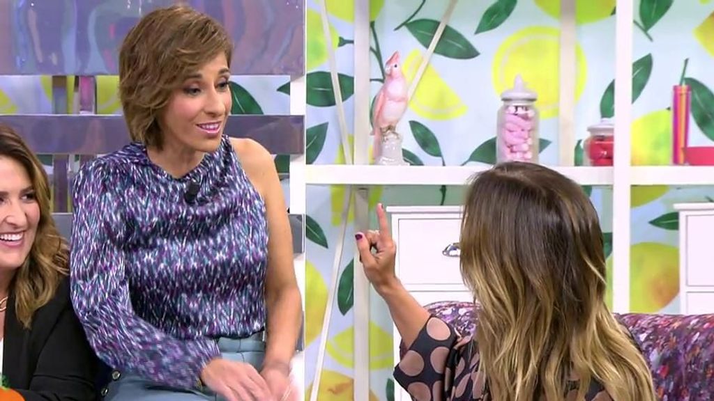 El zasca de Adela a Marta López: “Hija, para trabajar en este programa qué poco…”