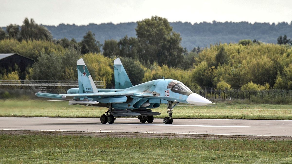 EuropaPress 2338122 handout 27 august 2019 russia zhukovsky sukhoi su 34 fighter bomber