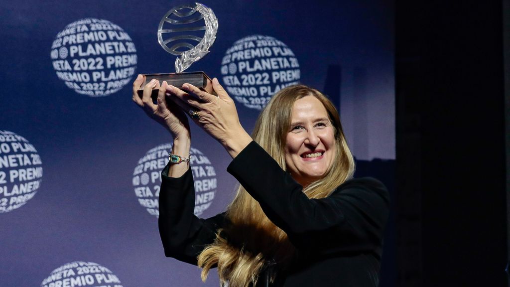 Luz Gabás, ganadora del LXXI Premio Planeta