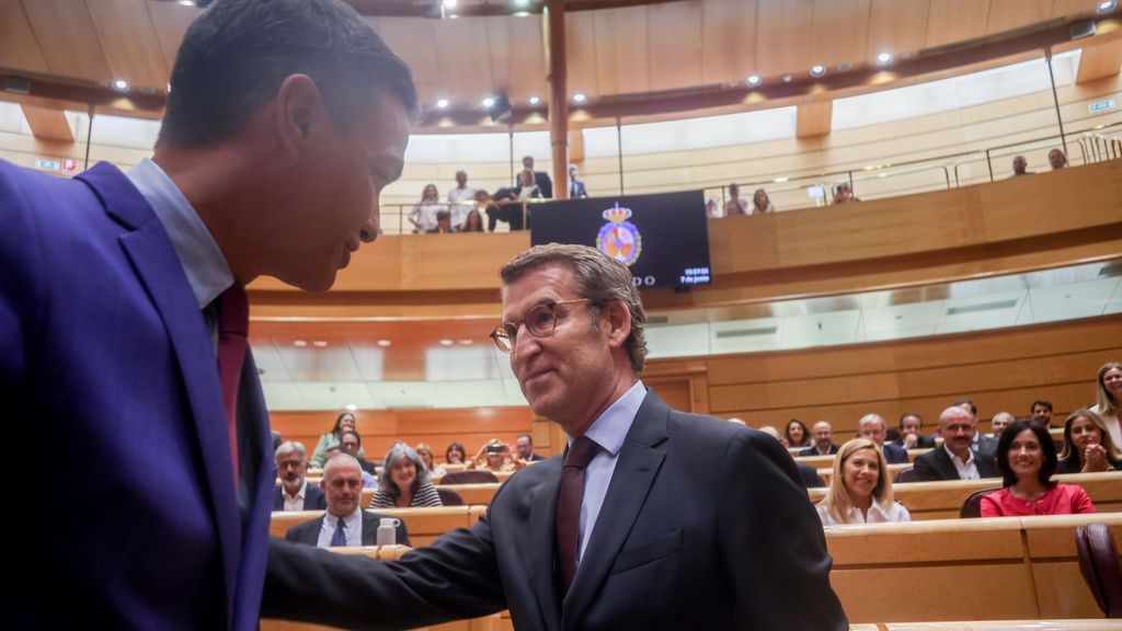 Sánchez y Feijóo en el Senado durante la primera sesión de control en junio de 2022