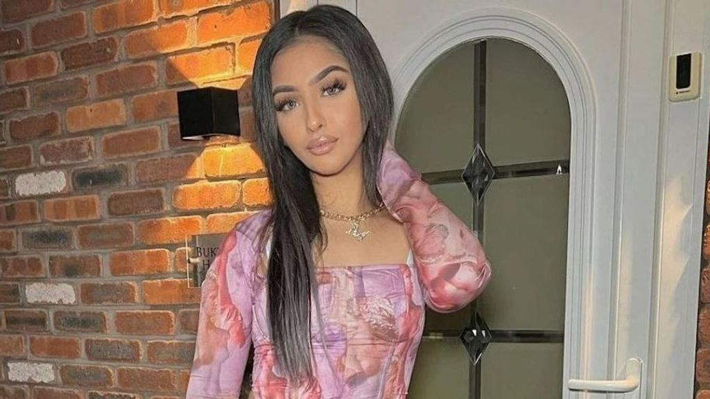 Arranca el juicio contra la estrella de TikTok, Mahek Bukhari, acusada del asesinato de dos de sus primos