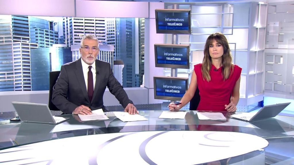 Con David Cantero e Isabel Jiménez Informativos Telecinco 2022 Mediodía 18/10/2022