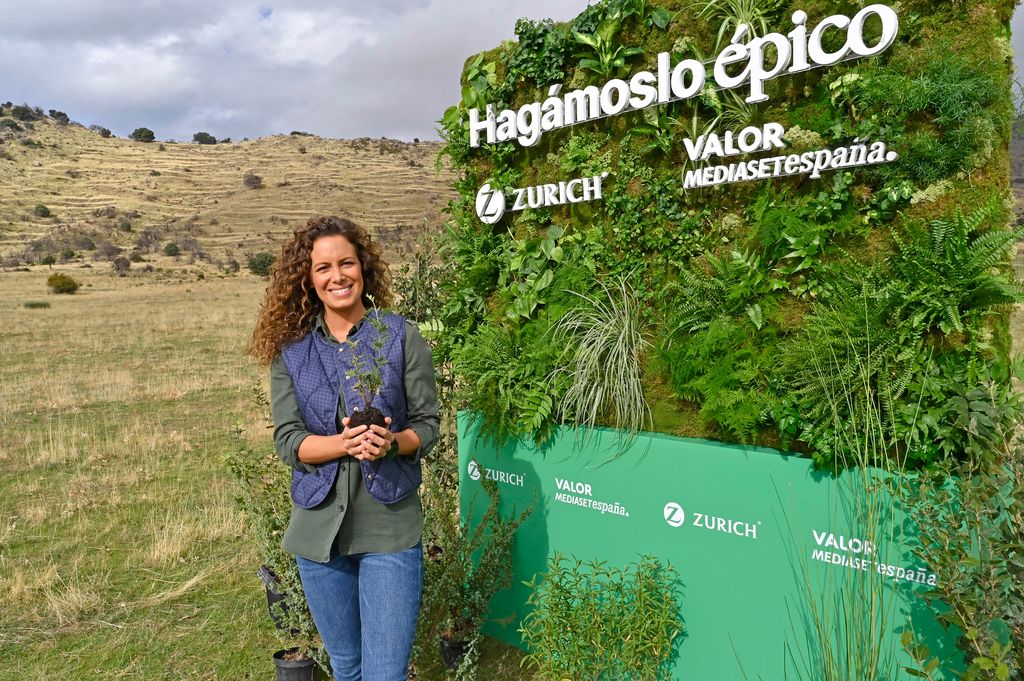 Laura Madrueño como embajadora para apoyar la reforestación.