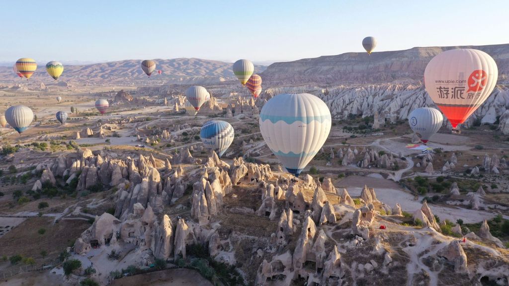 Mueren dos turistas españolas tras un accidente con un globo aerostático en Capadocia, Turquía