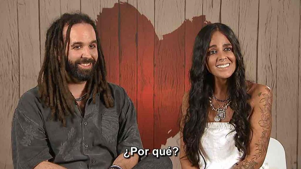 Azahara y Draco durante su cita en 'First Dates'