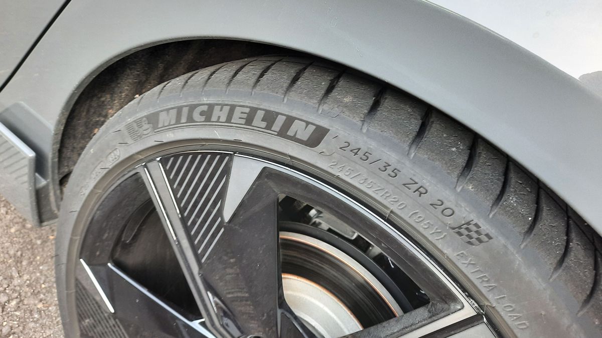 Un neumático de Michelin Un neumático de Michelin