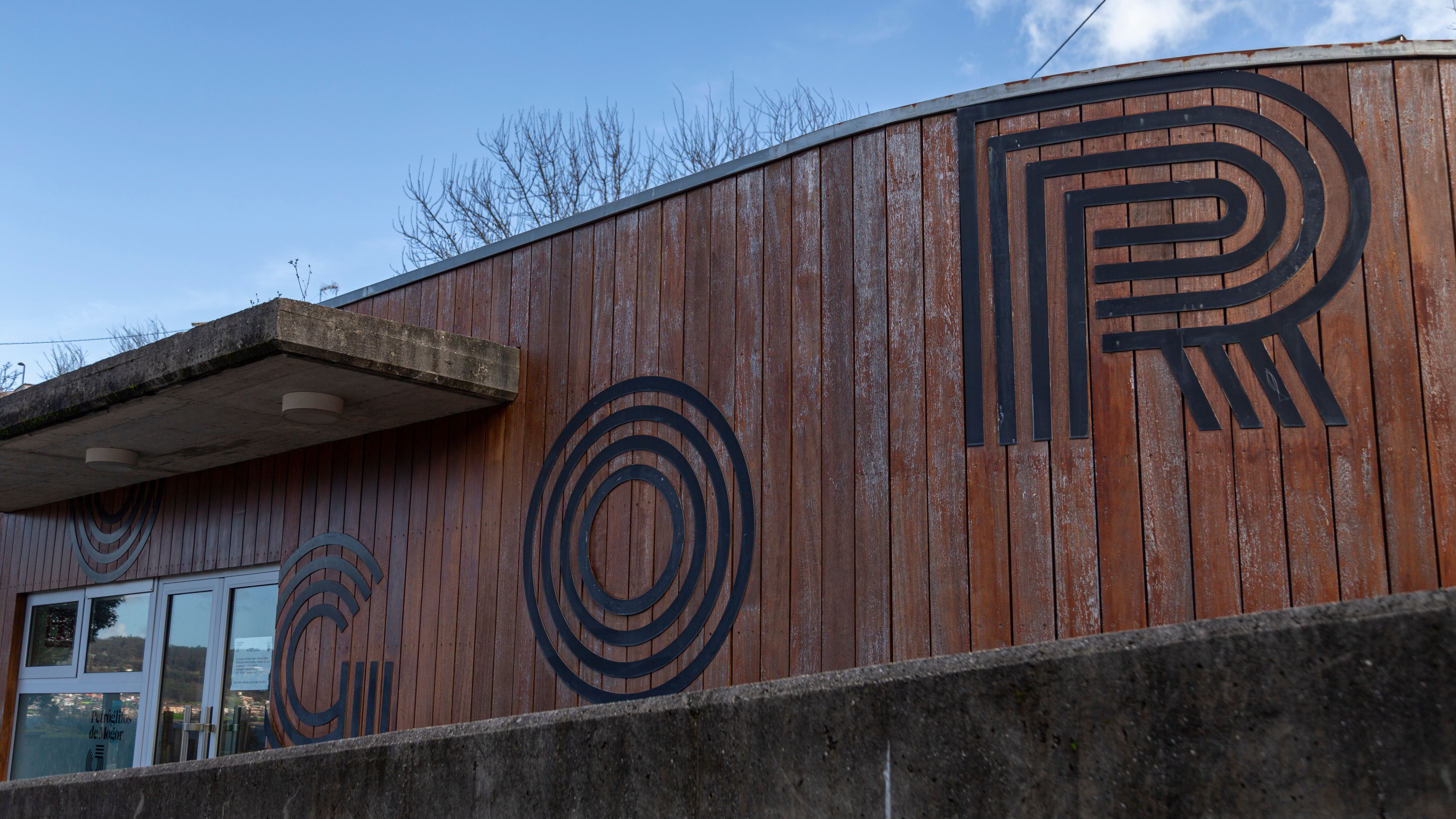 Petróglifos de Mogor