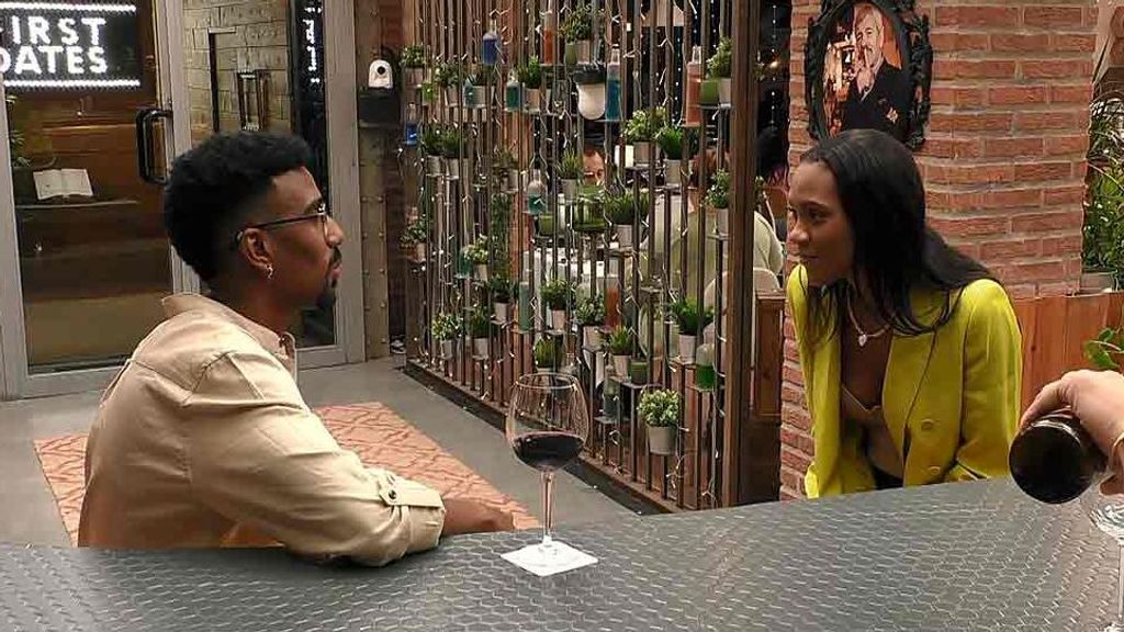 Raquel y Gustavo durante su cita en 'First Dates'