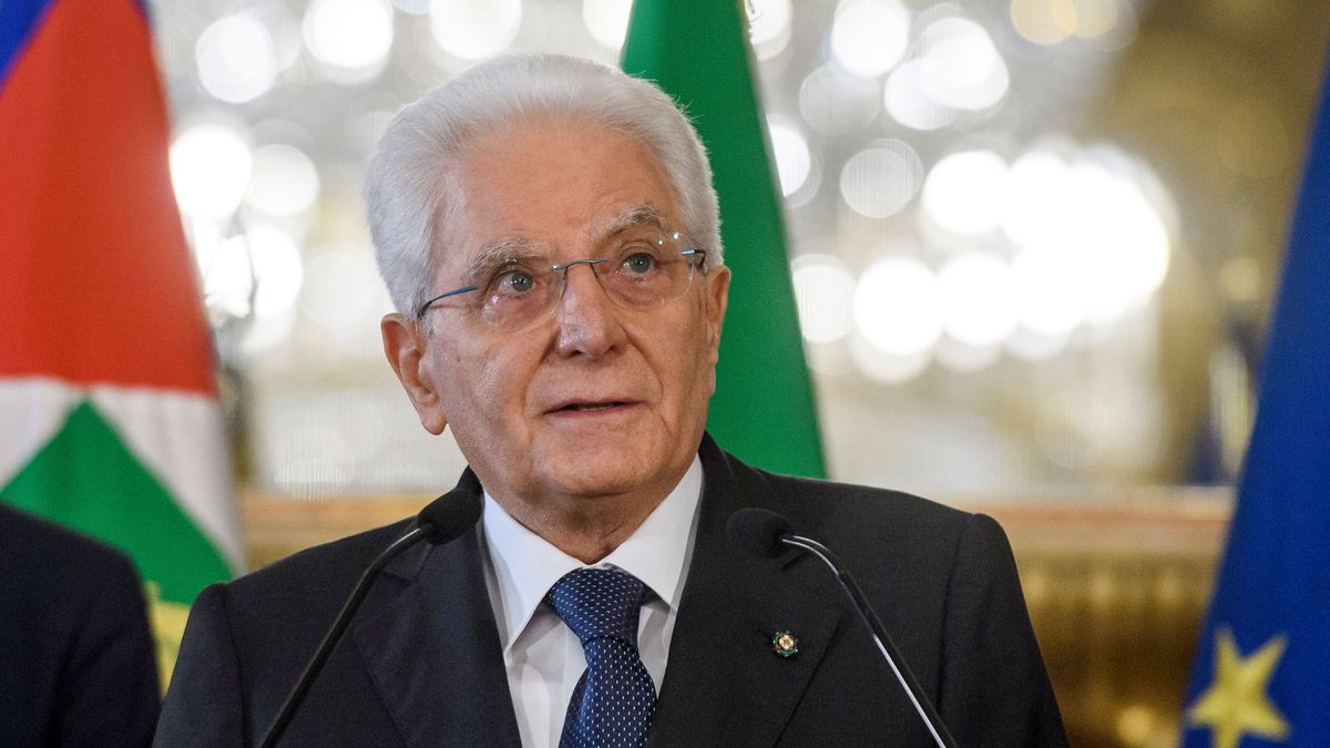 Sergio Mattarella, Presidente de la República en Italia, inicia las consultas a los partidos antes de encargarle, previsiblemente, la formación de Gobierno a Giorgia Meloni.