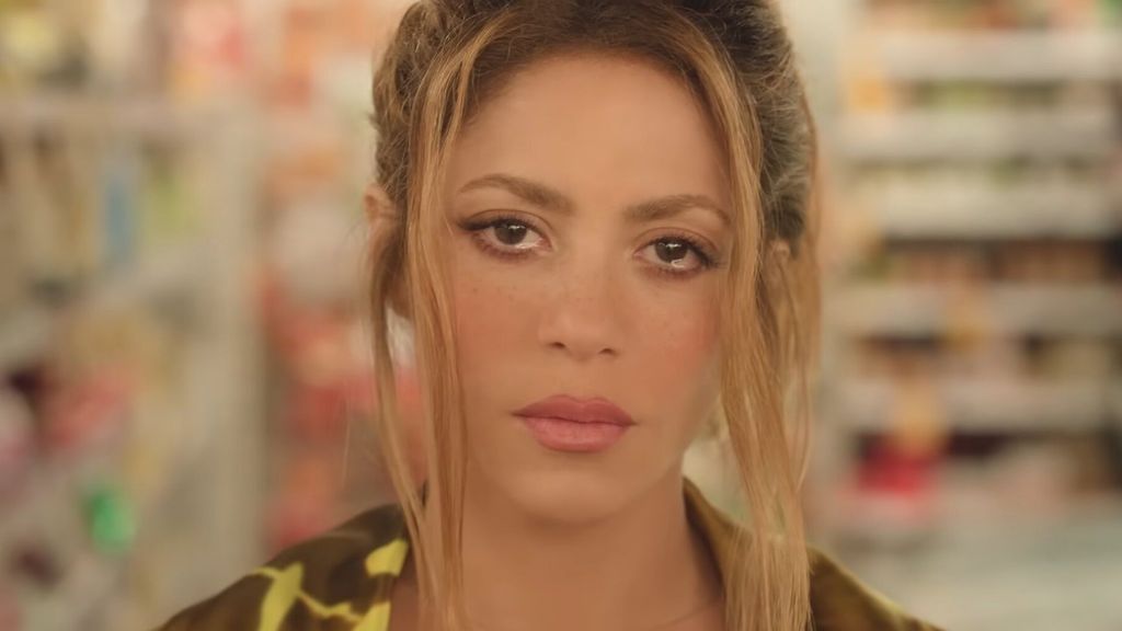 Shakira en 'Monotonía'