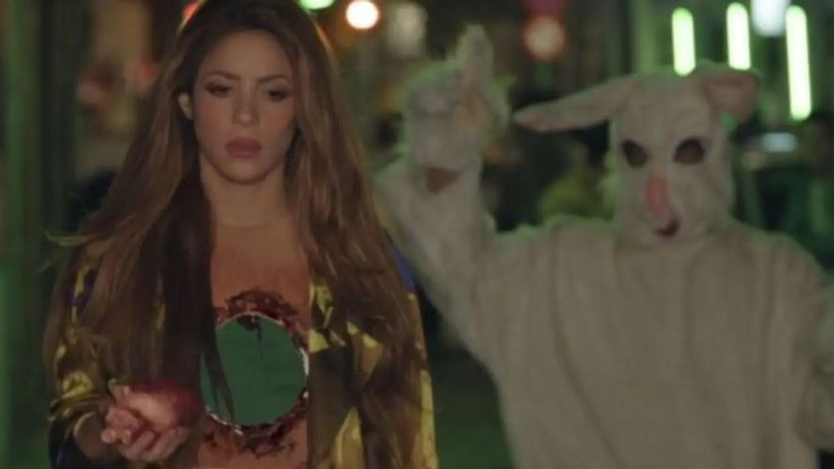 Shakira en su videoclip 'Monotonía'