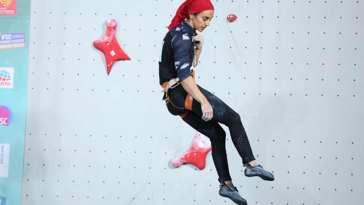 ELNAZ REKABI for Iran during the Women's Speed qualification of the Sports Climbing Olympic Qualifying Tournament at the Queffets Arena in Toulouse Tournefeuille, France