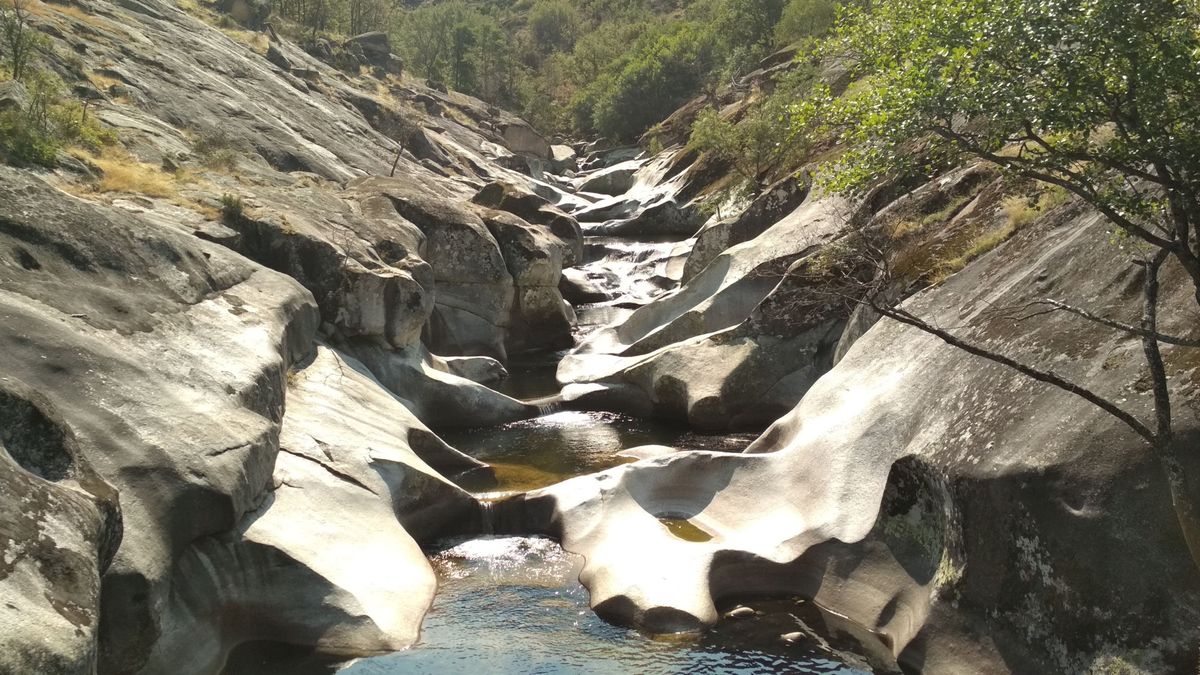 EuropaPress 1599909 fallece mujer caer agua zona pilones valle jerte caceres EuropaPress 1599909 fallece mujer caer agua zona pilones valle jerte caceres