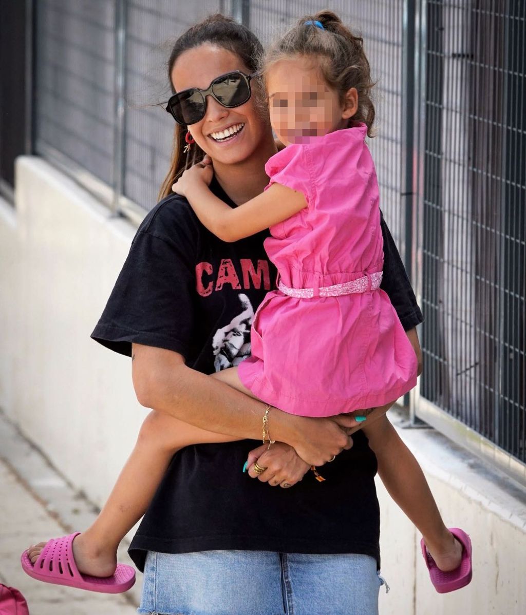 Gloria Camila con su sobrina, la hija de José Fernando y Michu