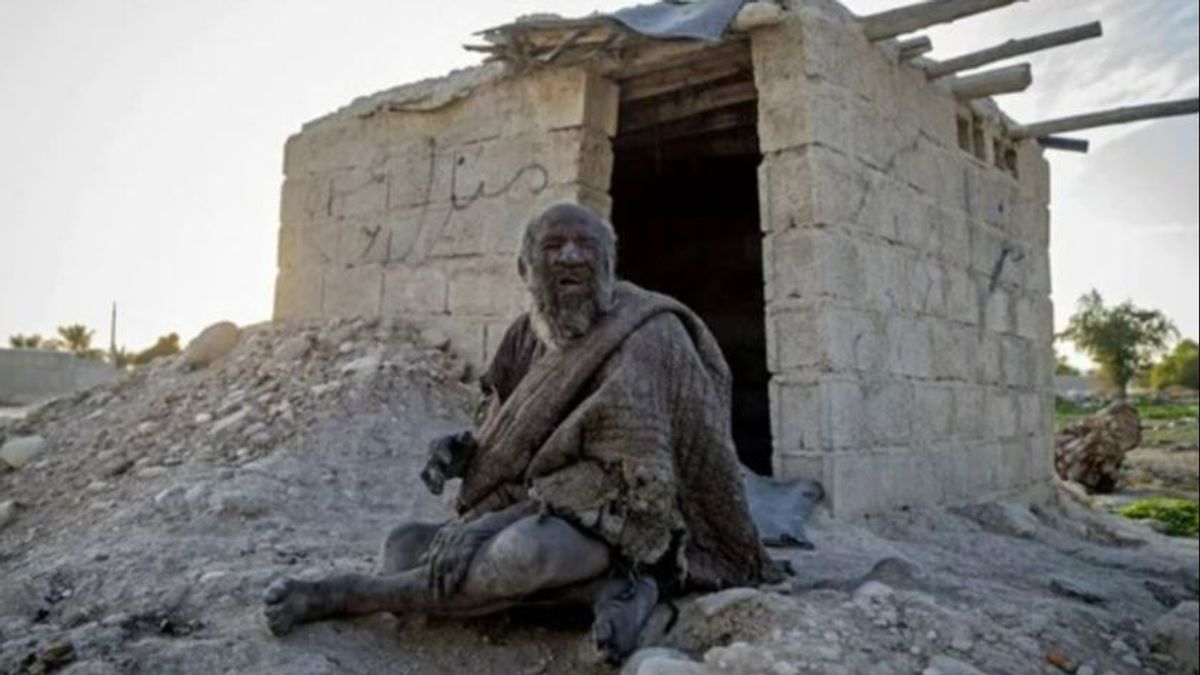 'El hombre más sucio del mundo' muere en Irán a los 94 años de edad