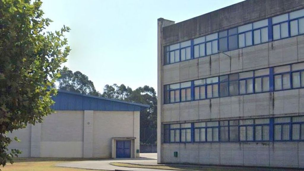 La denuncia de los padres del instituto de Ourense: "Que tenga que morir un niño para que se arregle un pabellón"