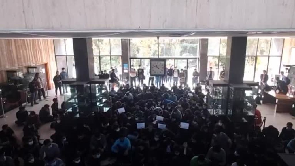 40 días de la muerte de Mahsa Amini: los iraníes desafían al régimen con más protestas