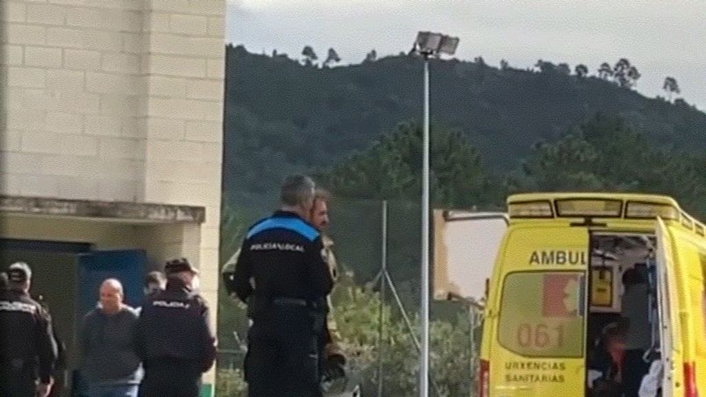 Un niño de 13 años muere y otro resulta herido al caerse el muro de un vestuario en Ourense
