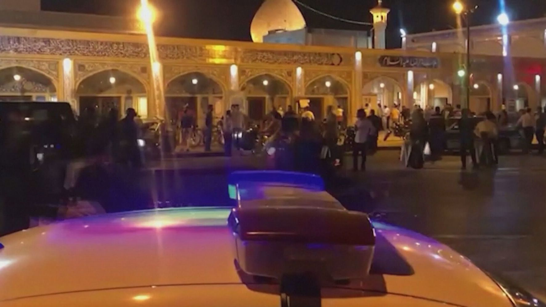 Al menos 15 muertos y 40 heridos por armas de fuego tras un ataque a una mezquita en Shiraz, Irán