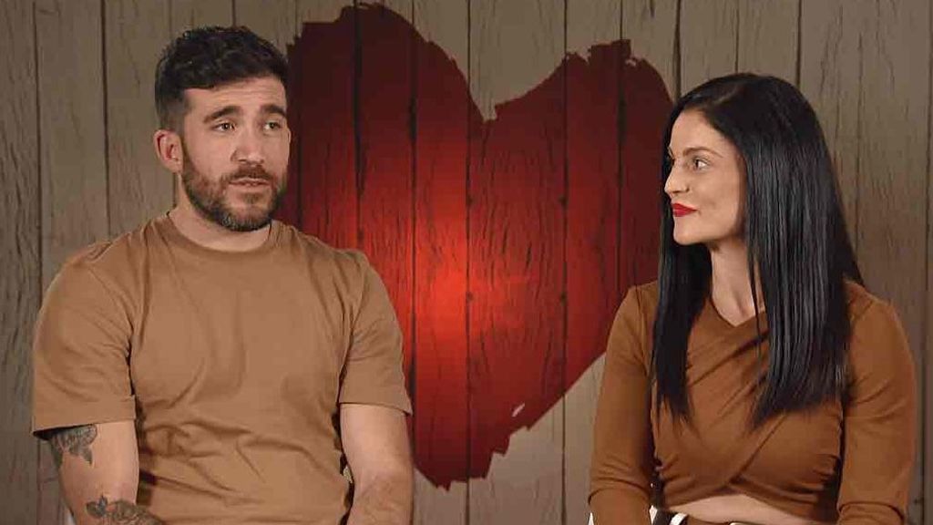 Jessica y Borja durante su cita en 'First Dates'