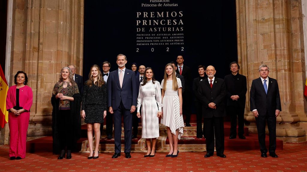 Los detalles del del besamanos en la recepción previa a los premios Princesa de Asturias