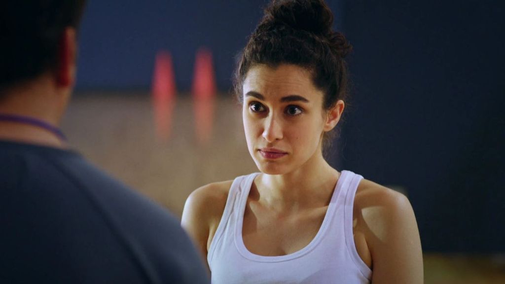 Avance: el profesor de gimnasia pone a prueba a Zeynep